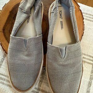 TOMS canvas slip on sneaker